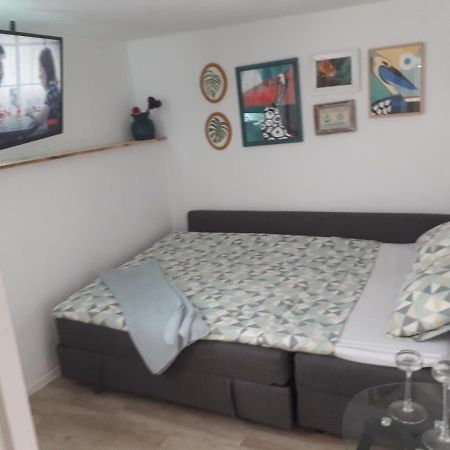 Apartamento Trini La Jaca ภายนอก รูปภาพ